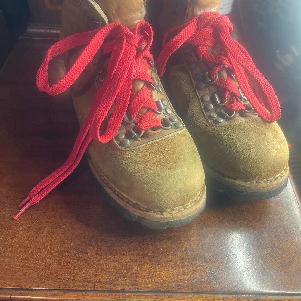 70s Vintage Danner Mountain Hiking Boots sz 5